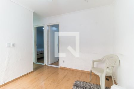 Sala de apartamento para alugar com 2 quartos, 52m² em Jardim Itamarati, Poá