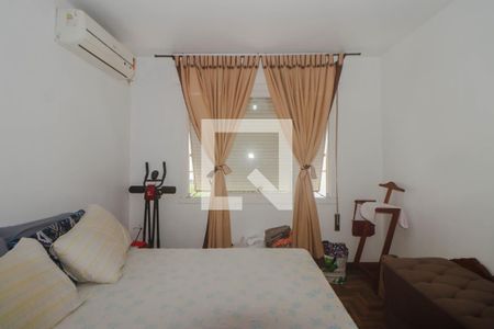 Quarto 1 de apartamento à venda com 2 quartos, 68m² em Vila Ipiranga, Porto Alegre