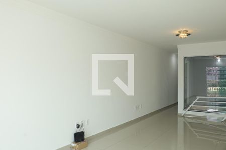 Sala de casa para alugar com 3 quartos, 180m² em Jardim Norma, São Paulo