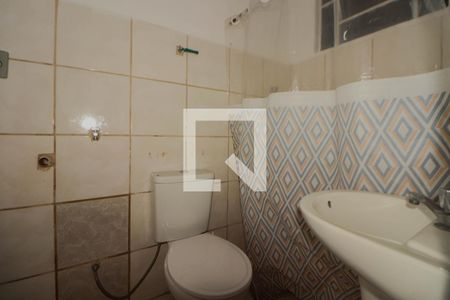 Banheiro de apartamento para alugar com 1 quarto, 33m² em Bom Jesus, Porto Alegre