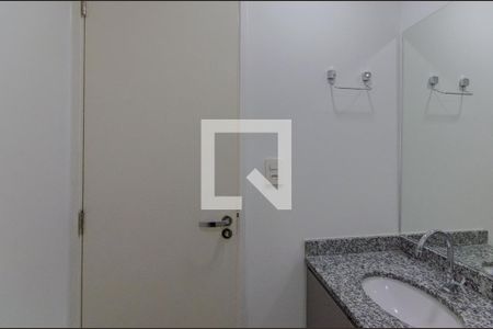 Banheiro de kitnet/studio para alugar com 1 quarto, 30m² em Vila Mariana, São Paulo