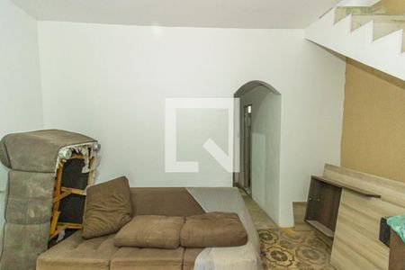 Sala de casa para alugar com 2 quartos, 16m² em Bento Ribeiro, Rio de Janeiro