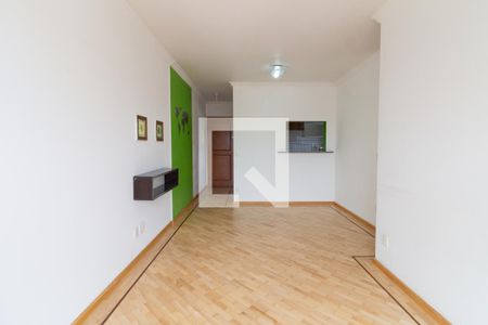 Sala de apartamento para alugar com 3 quartos, 67m² em Vila Gomes, São Paulo