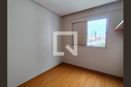 Quarto 1 de apartamento para alugar com 3 quartos, 70m² em União, Belo Horizonte