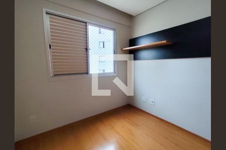 Quarto 1 de apartamento para alugar com 3 quartos, 70m² em União, Belo Horizonte