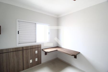 Quarto 1 de apartamento para alugar com 4 quartos, 165m² em Santa Mônica, Uberlândia