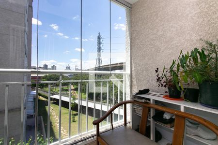 Varanda de apartamento à venda com 3 quartos, 68m² em Guaiauna, São Paulo