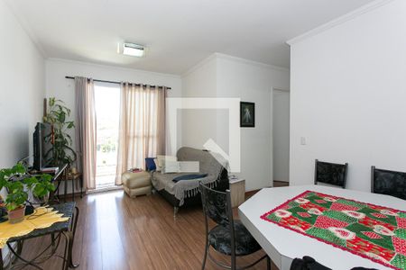 Sala de apartamento à venda com 3 quartos, 68m² em Guaiauna, São Paulo