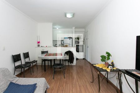 Sala de apartamento à venda com 3 quartos, 68m² em Guaiauna, São Paulo