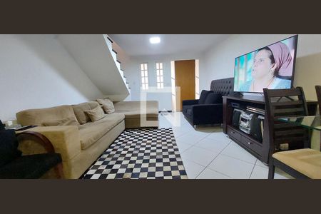 Sala de casa para alugar com 4 quartos, 200m² em Vila Camilópolis, Santo André