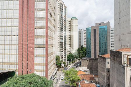 Vista da Sala de apartamento à venda com 2 quartos, 72m² em Bela Vista, São Paulo