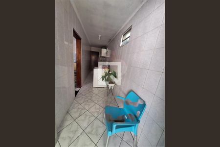 Casa à venda com 6 quartos, 217m² em Socorro, São Paulo