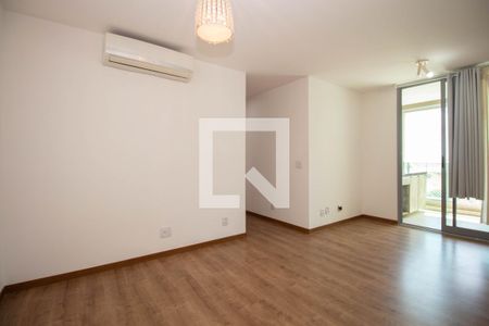 Sala de apartamento para alugar com 2 quartos, 70m² em  Alphaville Brasília, Brasília