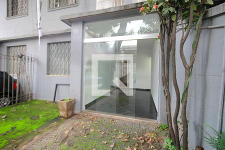 Vista/Fachada frente de casa para alugar com 2 quartos, 65m² em Santo Antônio, Belo Horizonte