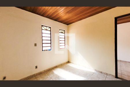 Sala de casa à venda com 2 quartos, 100m² em Vila Miguel Vicente Cury, Campinas