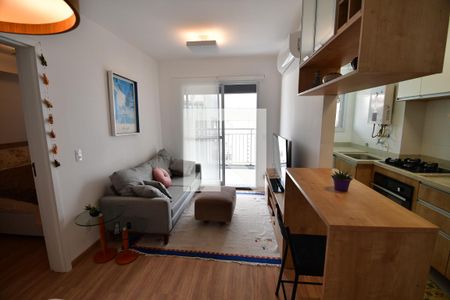 Sala de apartamento para alugar com 1 quarto, 50m² em Centro, Campinas