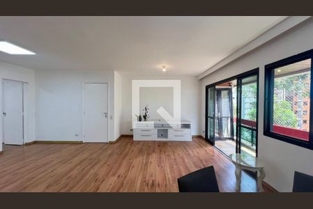 Sala de TV de apartamento para alugar com 3 quartos, 120m² em Pinheiros, São Paulo