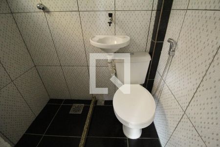 Banheiro de casa de condomínio à venda com 1 quarto, 55m² em Pechincha, Rio de Janeiro