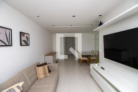 Sala de apartamento para alugar com 3 quartos, 112m² em Barra da Tijuca, Rio de Janeiro