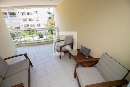 Varanda de apartamento para alugar com 3 quartos, 112m² em Barra da Tijuca, Rio de Janeiro