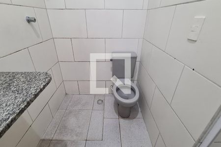 Banheiro de casa para alugar com 1 quarto, 50m² em Vila Primavera, São Paulo