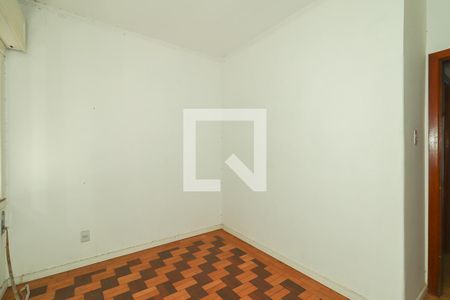 Quarto 2 de apartamento para alugar com 4 quartos, 96m² em Navegantes, Porto Alegre