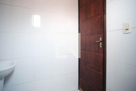 Banheiro Quarto 1 de casa de condomínio para alugar com 2 quartos, 60m² em Vila Ré, São Paulo