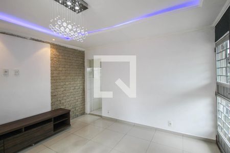 Sala de apartamento para alugar com 1 quarto, 75m² em Moquetá, Nova Iguaçu