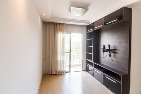 Sala de TV de apartamento à venda com 3 quartos, 69m² em Jardim Tupanci, Barueri