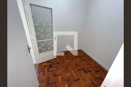 Casa à venda com 3 quartos, 100m² em Vila Gumercindo, São Paulo