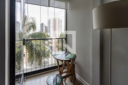 Varanda de apartamento para alugar com 3 quartos, 68m² em Pompeia, São Paulo