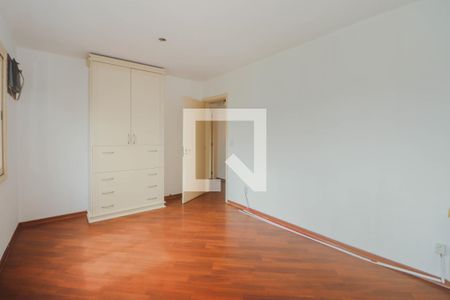 Quarto 1 de apartamento para alugar com 2 quartos, 95m² em Petrópolis, Porto Alegre