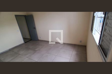 Quarto de casa para alugar com 1 quarto, 45m² em Jardim Record, Taboão da Serra