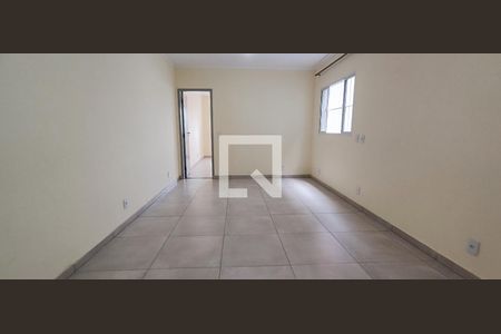 Sala de casa para alugar com 1 quarto, 45m² em Jardim Record, Taboão da Serra