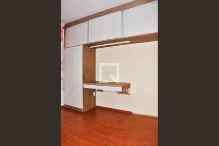 Casa de condomínio à venda com 121m², 2 quartos e 2 vagas Casa de condomínio à venda com 121m², 2 quartos e 2 vagasDetalhe - Quarto 02 e Suíte