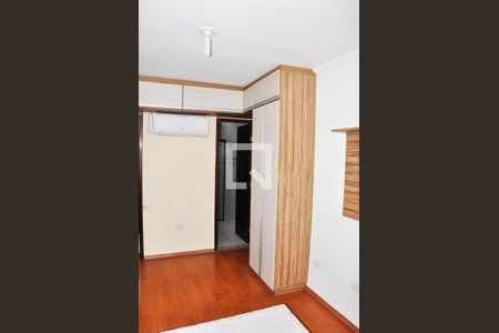 Casa de condomínio à venda com 121m², 2 quartos e 2 vagas Casa de condomínio à venda com 121m², 2 quartos e 2 vagasDetalhe - Quarto 01 e Suíte