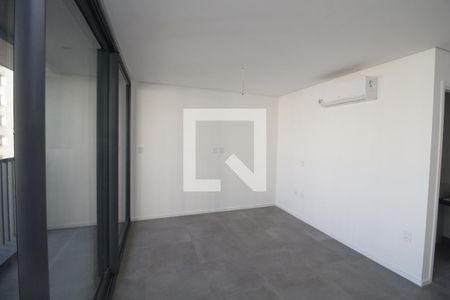 Sala/Quarto de kitnet/studio à venda com 0 quarto, 31m² em Vila Gomes Cardim, São Paulo