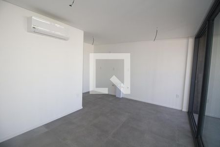 Sala/Quarto de kitnet/studio à venda com 0 quarto, 31m² em Vila Gomes Cardim, São Paulo