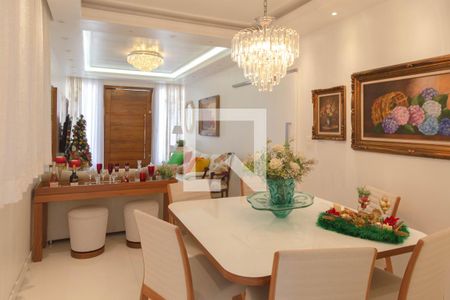 Sala de casa à venda com 3 quartos, 176m² em Parque Santo Antonio, Guarulhos