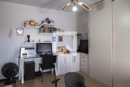 Escritório de casa à venda com 3 quartos, 176m² em Parque Santo Antonio, Guarulhos