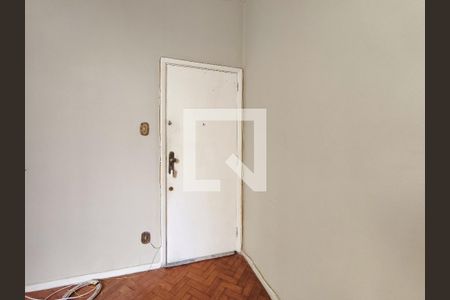 Entrada de apartamento à venda com 2 quartos, 68m² em Tijuca, Rio de Janeiro