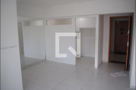 Sala de apartamento para alugar com 2 quartos, 82m² em Itapuã, Salvador