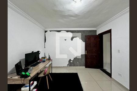 Sala  de casa para alugar com 4 quartos, 240m² em Jardim Tupa, São Paulo