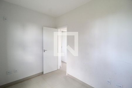 Quarto 1 de apartamento para alugar com 2 quartos, 48m² em Custódio Pereira, Uberlândia