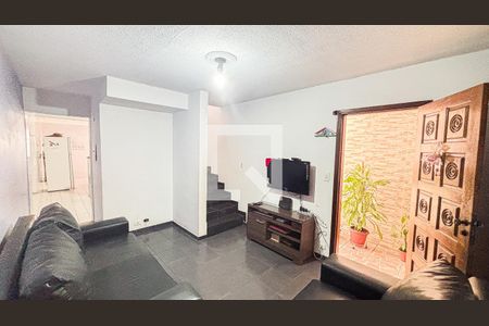 Sala de casa para alugar com 4 quartos, 180m² em Jardim Ana Maria, Santo André