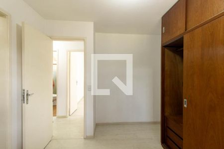 Quarto 1 Suíte de casa de condomínio para alugar com 2 quartos, 65m² em Capão Raso, Curitiba