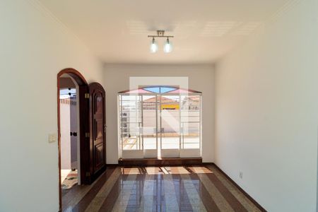 Sala de casa para alugar com 1 quarto, 88m² em Parque Vitoria, São Paulo