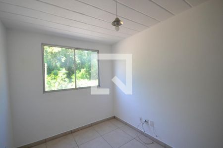 Sala de apartamento para alugar com 2 quartos, 51m² em Vila Dagmar, Belford Roxo