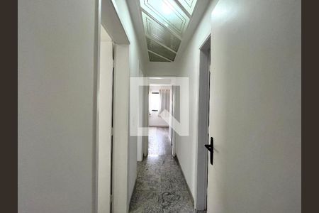 Corredor de apartamento para alugar com 3 quartos, 70m² em Vila da Saúde, São Paulo