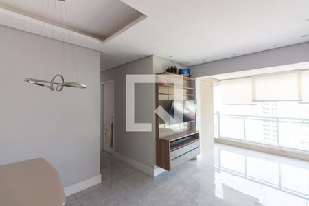 Sala  de apartamento para alugar com 3 quartos, 75m² em Jaguaribe, Osasco